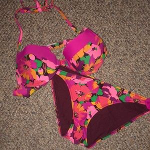 AERIE floral pink bikini 🌸